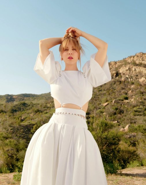 Home > Photoshoots Kaley Cuoco Your best source for everything